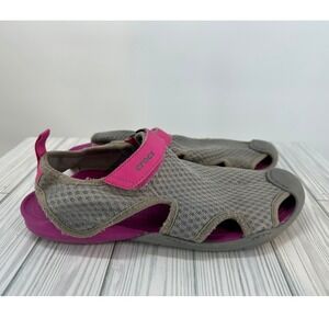 Crocs Swiftwater Mesh Sandals Pink Gray Womens Casual Water Shoes Size 9